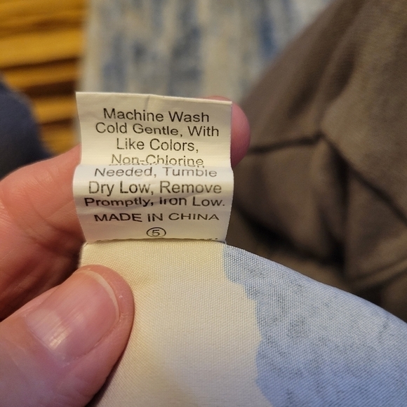 Every Rose blouse size 1X - Picture 4 of 4